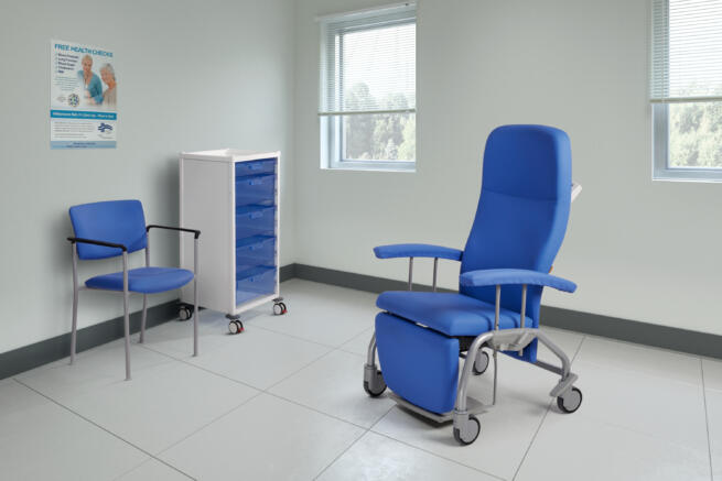 Mauro patient recliners